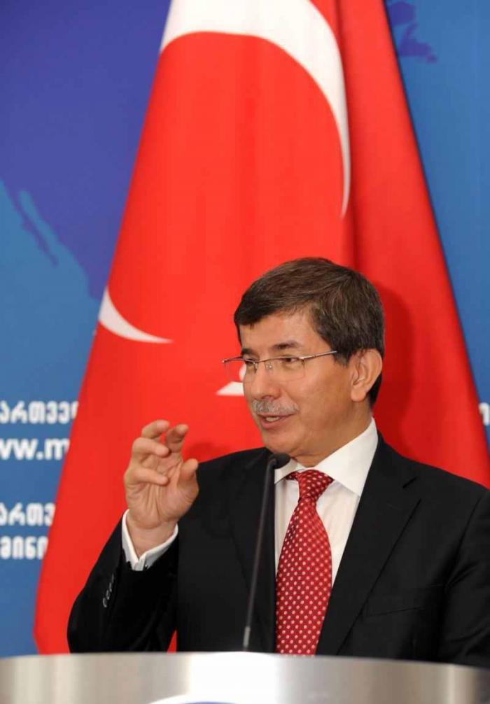 أحمد داود أوغلو - وزير خارجية تركيا.jpg